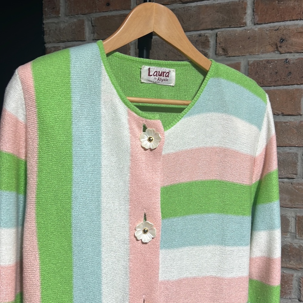 Vintage Laura by Alyzia sweater cardigan